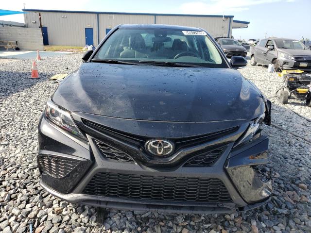 4T1G11AKXRU885603 - 2024 TOYOTA CAMRY SE NIGHT SHADE BLACK photo 5