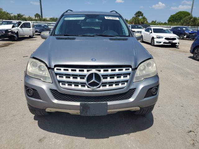 4JGBB8GB2AA613270 - 2010 MERCEDES-BENZ ML 350 4MATIC GRAY photo 5