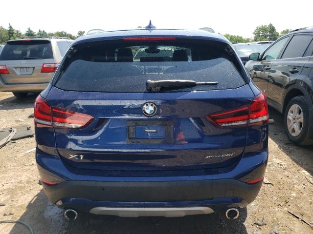 WBXJG9C02L5P39431 - 2020 BMW X1 XDRIVE28I BLUE photo 6