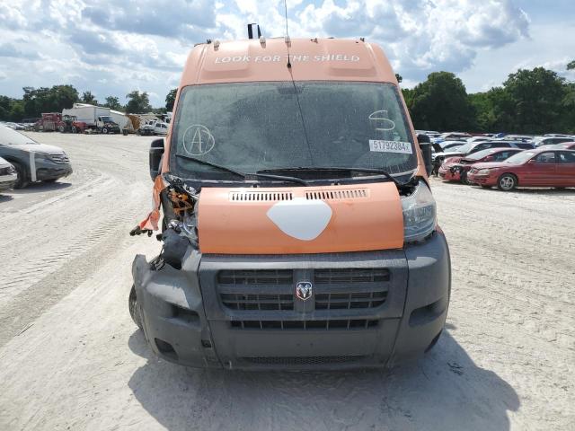 3C6TRVDG1JE148939 - 2018 RAM PROMASTER 2500 HIGH ORANGE photo 5