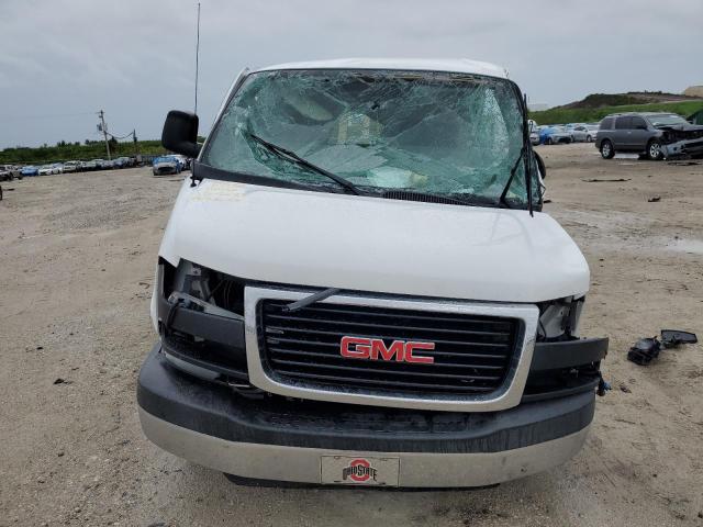 1GTW7FCA6E1903946 - 2014 GMC SAVANA G2500 WHITE photo 5