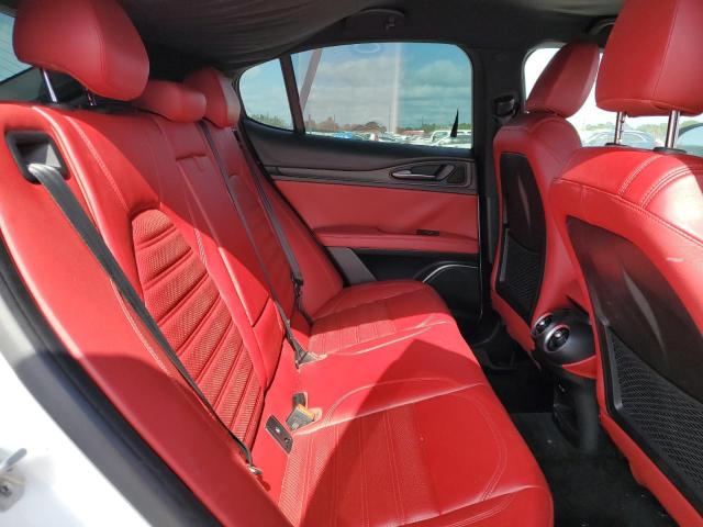 ZASFAKNN5J7B74346 - 2018 ALFA ROMEO STELVIO TI SPORT WHITE photo 11