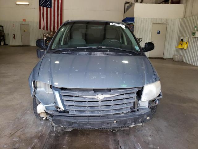 1A4GP45R16B632540 - 2006 CHRYSLER TOWN & COU 蓝色 照片 5
