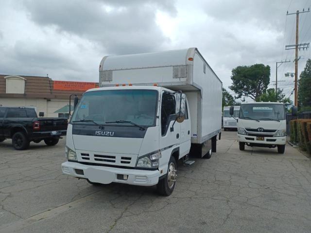 JALE5J16477904546 - 2007 ISUZU NQR WHITE photo 2