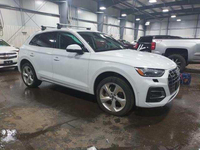WA1CAAFY7M2054896 - 2021 AUDI Q5 PRESTIGE WHITE photo 4