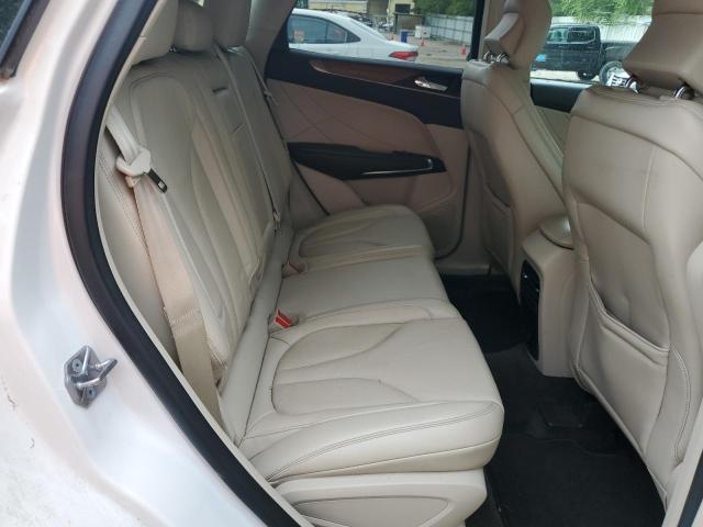 5LMCJ2C99HUL32385 - 2017 LINCOLN MKC SELECT 白色 照片 10