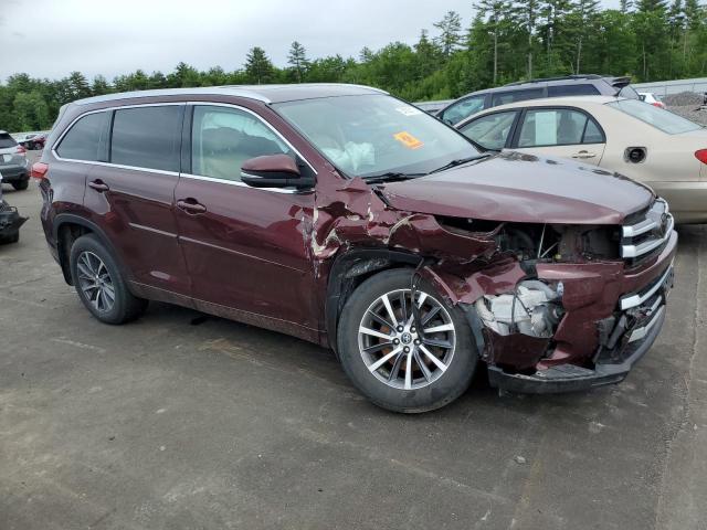 5TDJZRFH9JS867522 - 2018 TOYOTA HIGHLANDER SE BURGUNDY photo 4