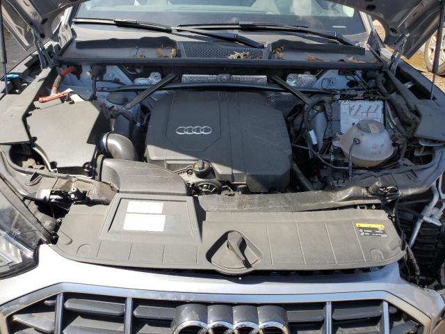 WA1CAAFY8M2112322 - 2021 AUDI Q5 PRESTIGE 银色 照片 12