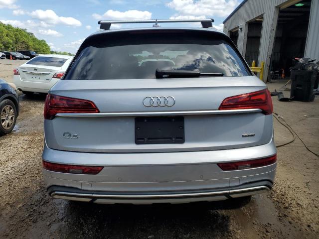 WA1CAAFY8M2112322 - 2021 AUDI Q5 PRESTIGE 银色 照片 6