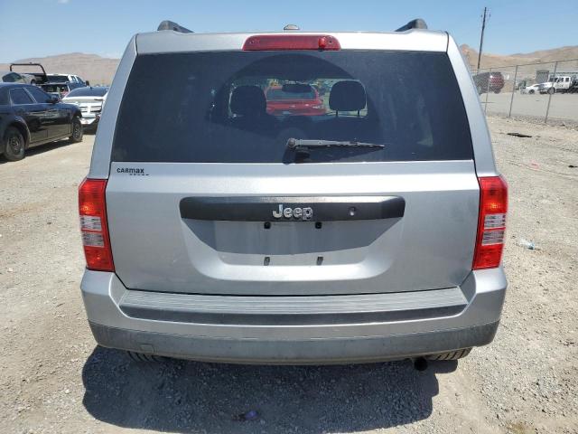 1C4NJPBB9FD157425 - 2015 JEEP PATRIOT SPORT SILVER photo 6