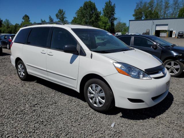 5TDZK23CX8S154291 - 2008 TOYOTA SIENNA CE WHITE photo 4