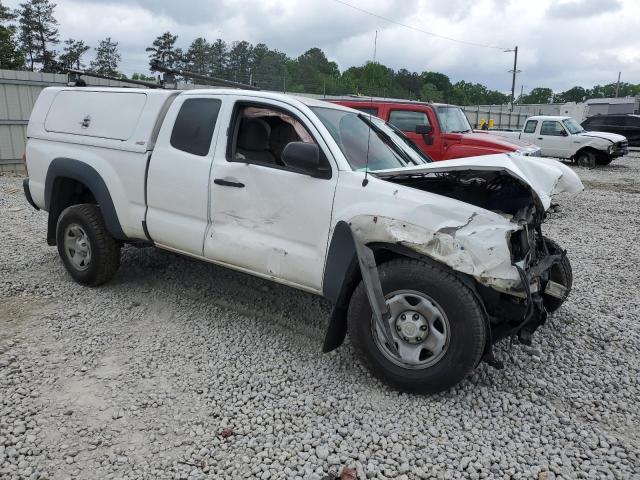 5TFTX4GN9FX043611 - 2015 TOYOTA TACOMA PRERUNNER ACCESS CAB WHITE photo 4