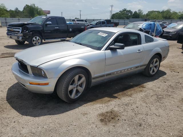 2008 FORD MUSTANG, null