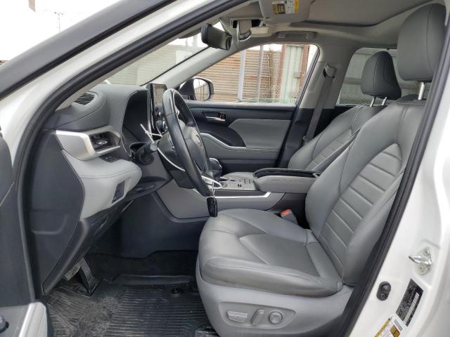 5TDHZRAH4NS130935 - 2022 TOYOTA HIGHLANDER XLE WHITE photo 7