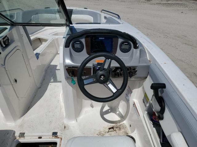 FGB40246K122 - 2022 CHAP BOAT თეთრი ფოტო 8