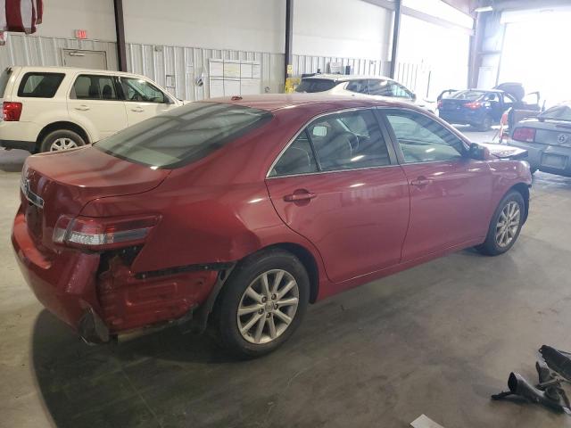 4T1BK3EK8BU119372 - 2011 TOYOTA CAMRY SE RED photo 3