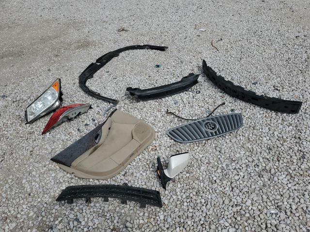 1G4GE5ED0BF315515 - 2011 BUICK LACROSSE CXS WHITE photo 12