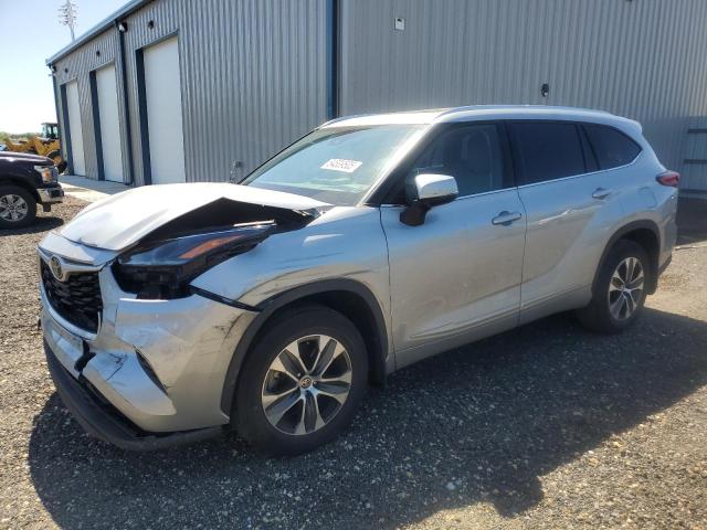 5TDGZRBH3MS074401 - 2021 TOYOTA HIGHLANDER XLE SILVER photo 1