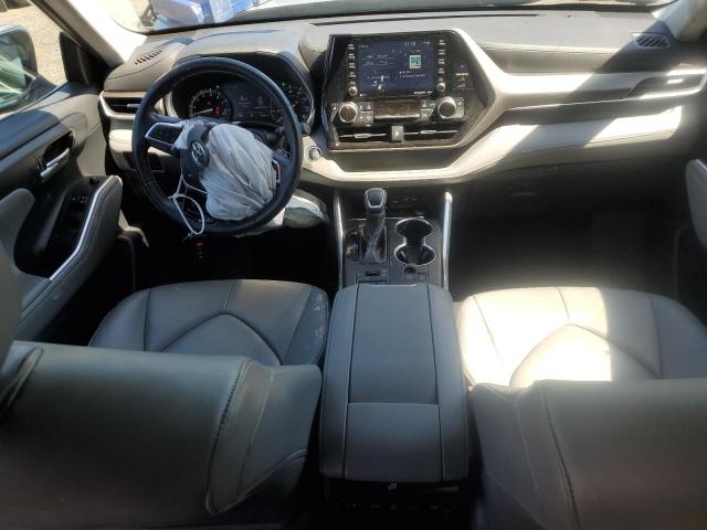 5TDGZRBH3MS074401 - 2021 TOYOTA HIGHLANDER XLE SILVER photo 8