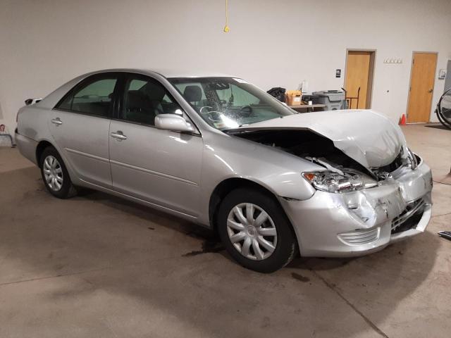 4T1BE30K36U724467 - 2006 TOYOTA CAMRY LE SILVER photo 4