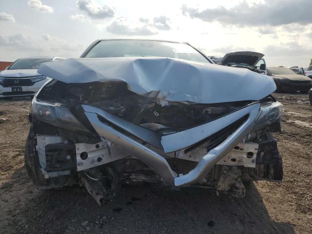 4T1G11BK6RU108737 - 2024 TOYOTA CAMRY SE NIGHT SHADE SILVER photo 5