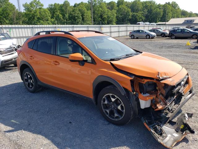 JF2GTADC8JH230051 - 2018 SUBARU CROSSTREK PREMIUM ORANGE photo 4