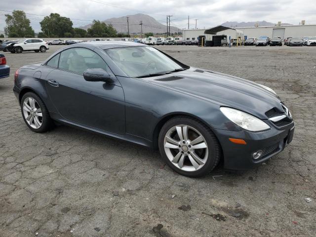 WDBWK5EAXAF230631 - 2010 MERCEDES-BENZ SLK 300 BLUE photo 4