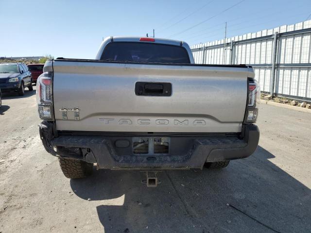5TFSX5EN0HX049076 - 2017 TOYOTA TACOMA ACCESS CAB ვერცხლისფერი ფოტო 6