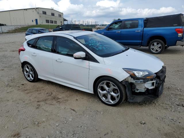 1FADP3L92DL259270 - 2013 FORD FOCUS ST WHITE photo 4