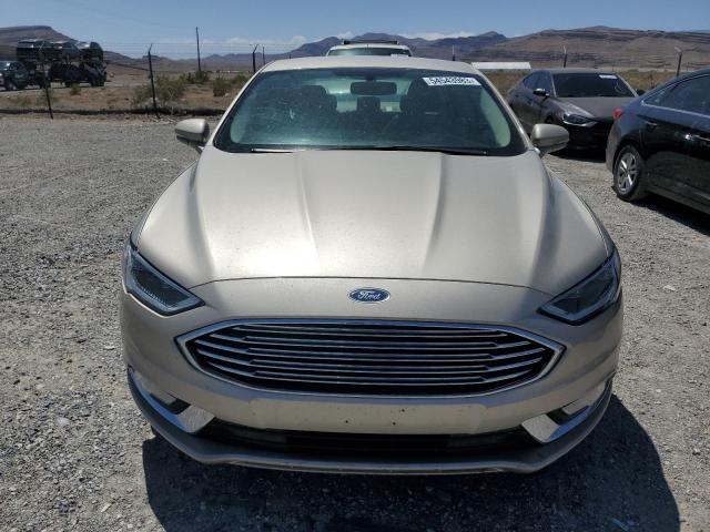 3FA6P0LU8HR212778 - 2017 FORD FUSION SE HYBRID TAN photo 5