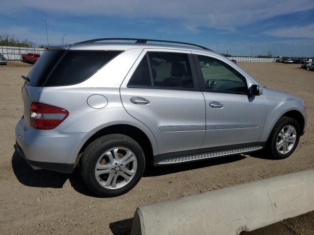 4JGBB22E68A386688 - 2008 MERCEDES-BENZ ML 320 CDI SILVER photo 3
