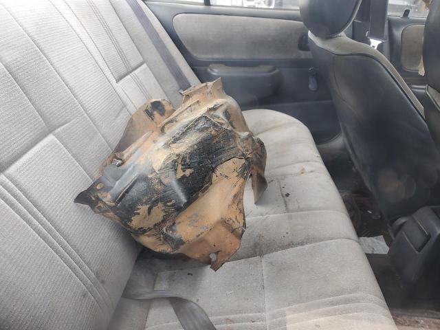 1Y1SK5263TZ033667 - 1996 GEO PRIZM BASE WHITE photo 10