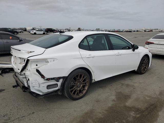 4T1T31AK0PU047716 - 2023 TOYOTA CAMRY SE NIGHT SHADE WHITE photo 3