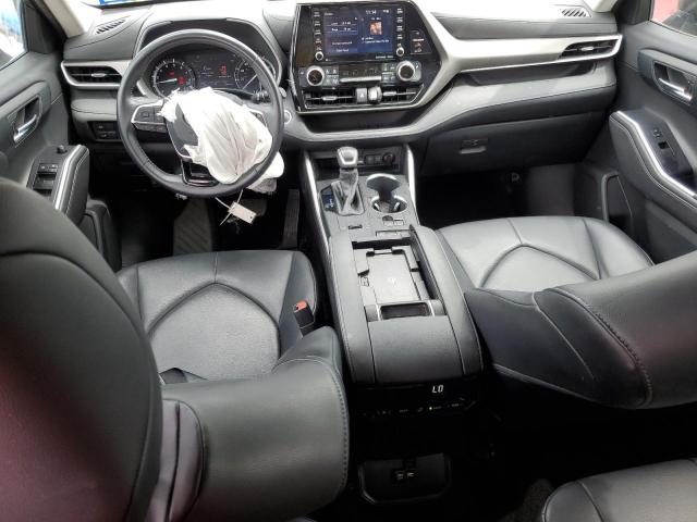 5TDGZRAH0LS005911 - 2020 TOYOTA HIGHLANDER XLE GRAY photo 8