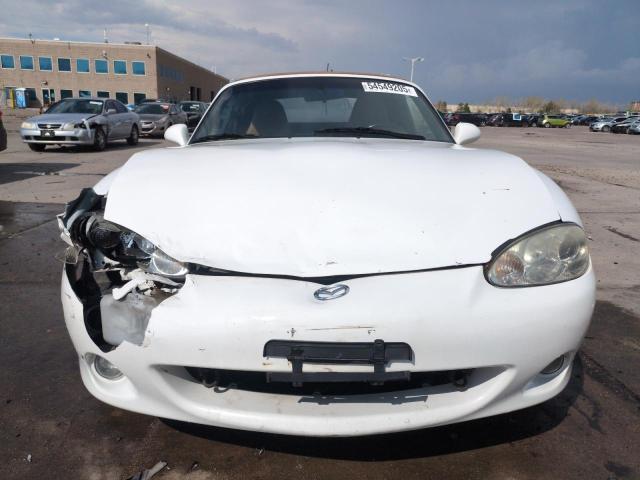 JM1NB353X20229549 - 2002 MAZDA MX-5 MIATA BASE WHITE photo 5