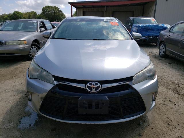 4T1BF1FK0GU147679 - 2016 TOYOTA CAMRY LE SILVER photo 5