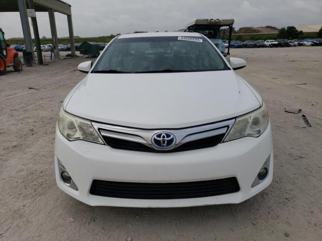 4T1BD1FK6CU049563 - 2012 TOYOTA CAMRY HYBRID WHITE photo 5