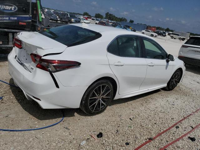 4T1G11AK9PU736550 - 2023 TOYOTA CAMRY SE NIGHT SHADE WHITE photo 3