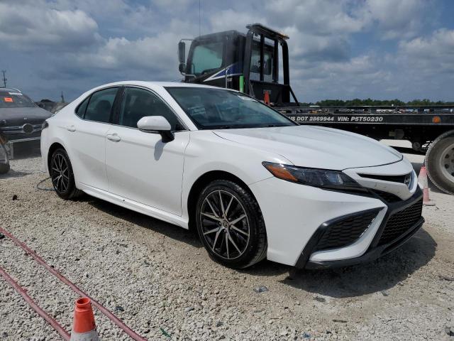 4T1G11AK9PU736550 - 2023 TOYOTA CAMRY SE NIGHT SHADE WHITE photo 4