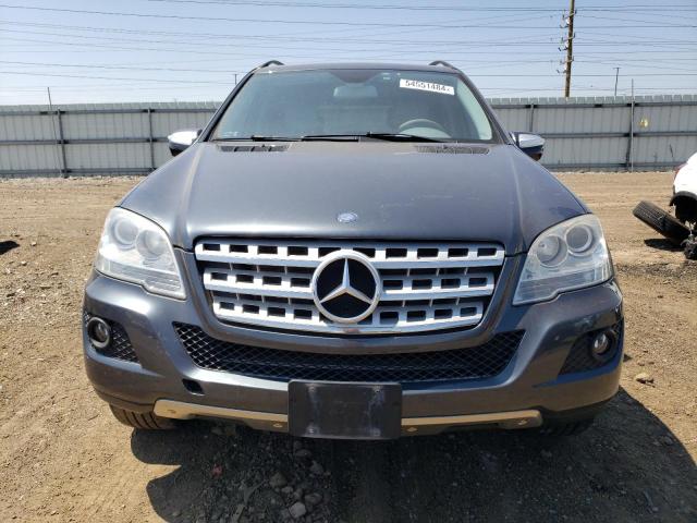 4JGBB8GB9AA577433 - 2010 MERCEDES-BENZ ML 350 4MATIC GRAY photo 5