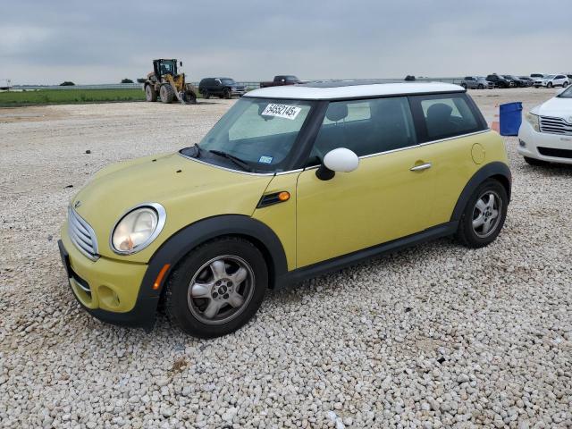 2011 MINI COOPER, 