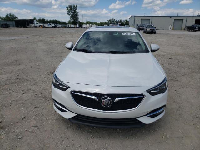 W04GR6SX1K1006348 - 2019 BUICK REGAL ESSENCE WHITE photo 5