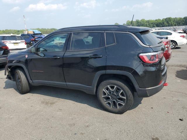 3C4NJDDB9JT485121 - 2018 JEEP COMPASS TRAILHAWK BLACK photo 2