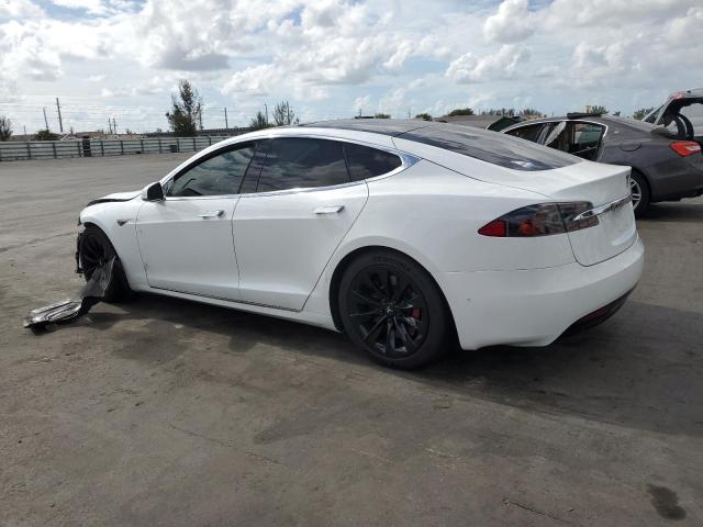 5YJSA1E26GF139289 - 2016 TESLA MODEL S 白色 照片 2