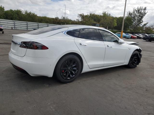 5YJSA1E26GF139289 - 2016 TESLA MODEL S 白色 照片 3