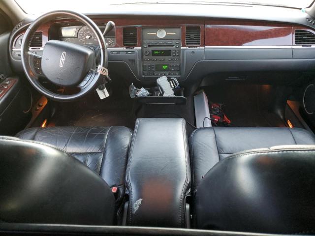 1L1FM88W15Y633960 - 2005 LINCOLN TOWN CAR EXECUTIVE BLACK photo 8