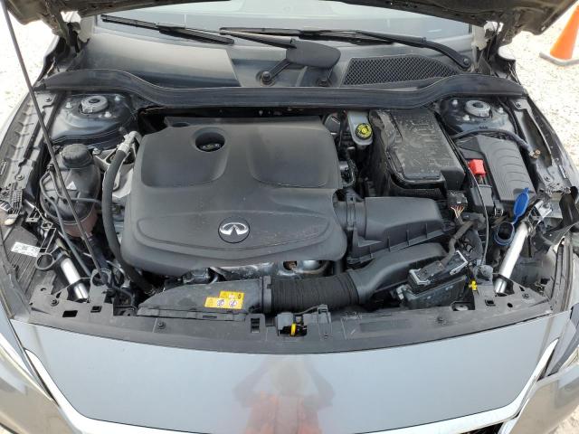 SJKCH5CP5JA054270 - 2018 INFINITI QX30 BASE Silber Foto 11