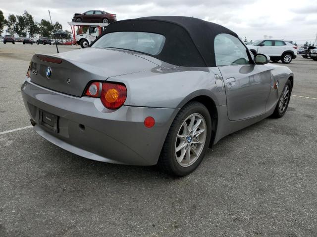 4USBT33504LS50393 - 2004 BMW Z4 2.5 GRAY photo 3