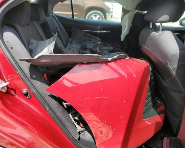 4T1C11AK9LU380772 - 2020 TOYOTA CAMRY LE RED photo 10