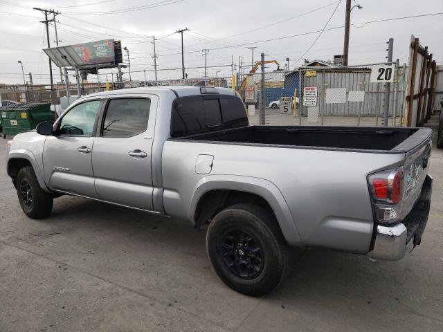 3TMBZ5DN3KM018705 - 2019 TOYOTA TACOMA DOUBLE CAB SILVER photo 2